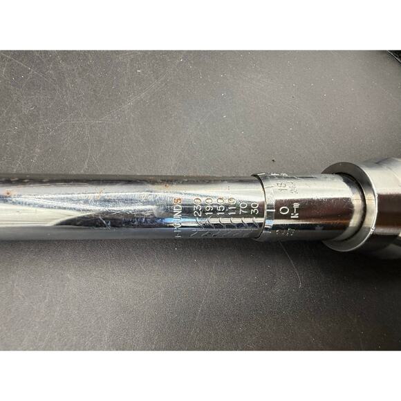 Husky 50–250 ft/lbs 1/2"Drive Torque Wrench – Used - Picture 6 of 8